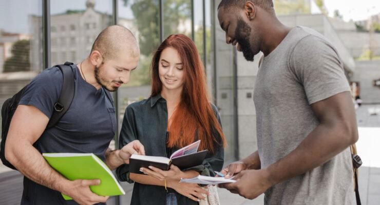 Studying And Parenting: Expert Guide On How To Juggle The Two Effectvely